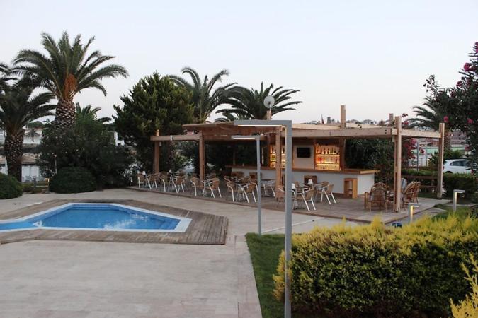 Cesme Ladin Hotel Exterior foto